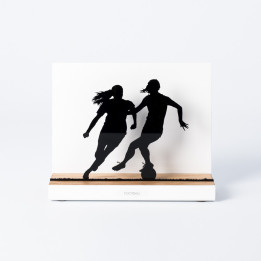 Figure décoratif “Football · Duel de joueuses” | SPORTS Collection | Souvenirs