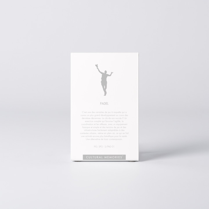 Sleeve of the figure "Padel · Player smashing" with the text explaining the silhouette