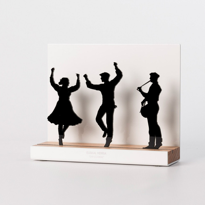 Figura "TXISTULARI / DANTZARIS" | Colección EUSKAL HERRIA