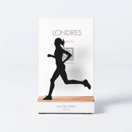 Figure “FUN RUN 01” - Girl on the run | SPORTS COMPETITIONS Collection | Souvenirs