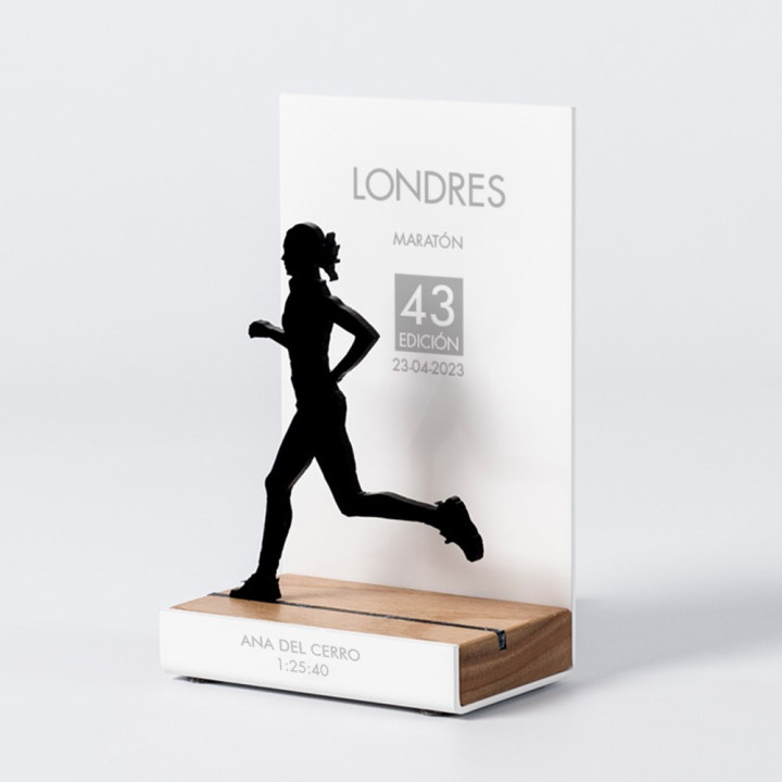 Figura “CARRERA POPULAR 01” - Corredora chica | Colección COMPETICIONES DEPORTIVAS | Souvenirs
