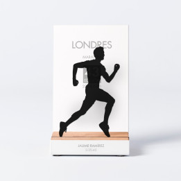 Figura “CARRERA POPULAR 03” - Corredora chica | Colección COMPETICIONES DEPORTIVAS | Souvenirs