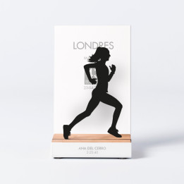 Figure “FUN RUN 04” - Girl on the run | SPORTS COMPETITIONS Collection | Souvenirs