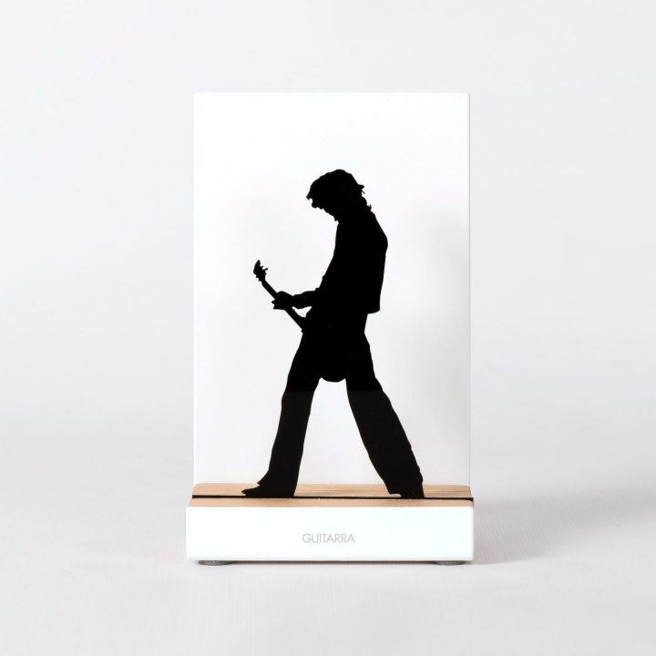 Figure "Guitar · Guitarist", front view