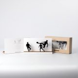 Figure "Football · Race for the ball" next to its sleeve and its gift box