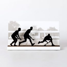 Figure "Field hockey · Three players, sliding tackle", front view