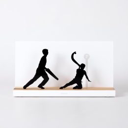 Figure "Remonte · Two players, one on the ground", front view