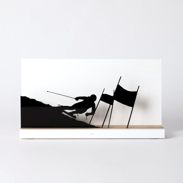 Figura "Esquí · Slalom hacia dos puertas", vista de frente