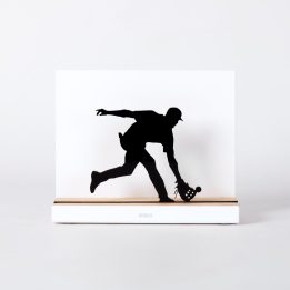 Figure "Baseball · Voltigeur attrapant la balle", vue de face