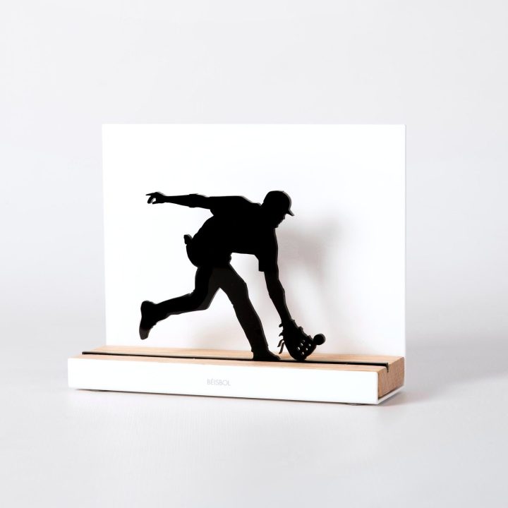 Figure "Baseball · Fielder catching the ball", angled view showing its oak base