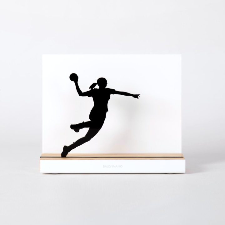 Figure "Handball · Women's jump shot", front view