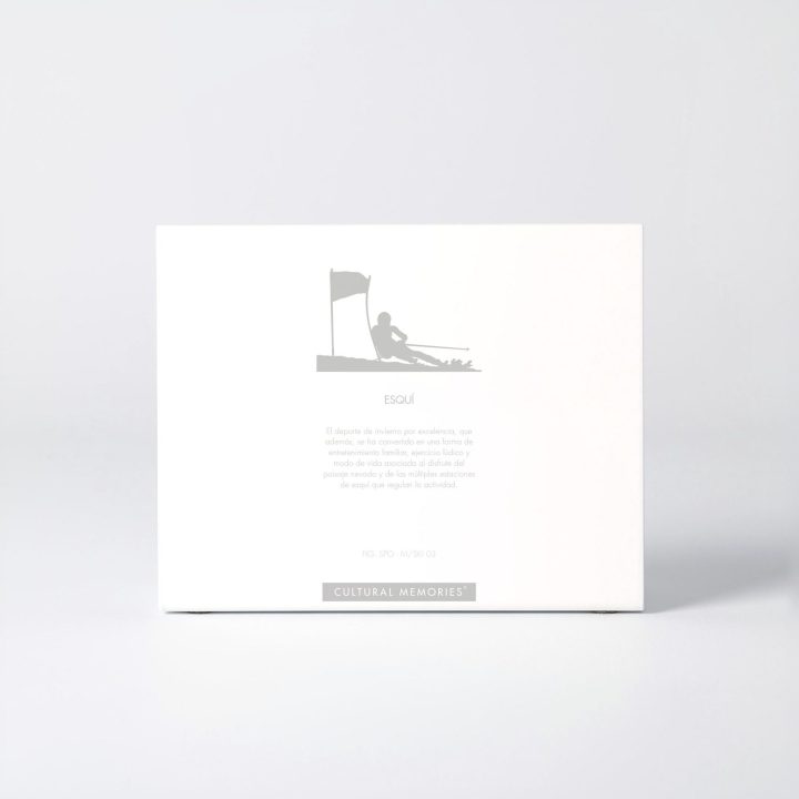 Sleeve of the figure "Skiing · Slalom grazing the snow" with the text explaining the silhouette