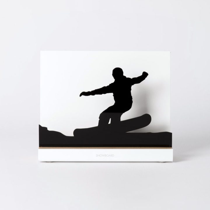 Figure "Snowboard · Ollie-pop takeoff down the slope", front view