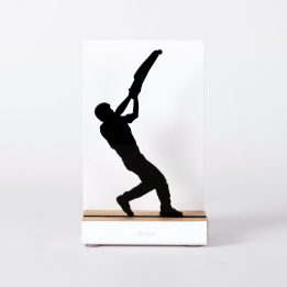 Figure "Jai alai · Cesta held high", front view