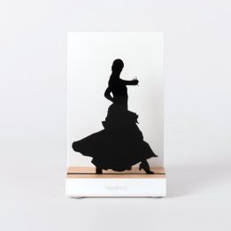 Figura "Bailadora", vista de frente