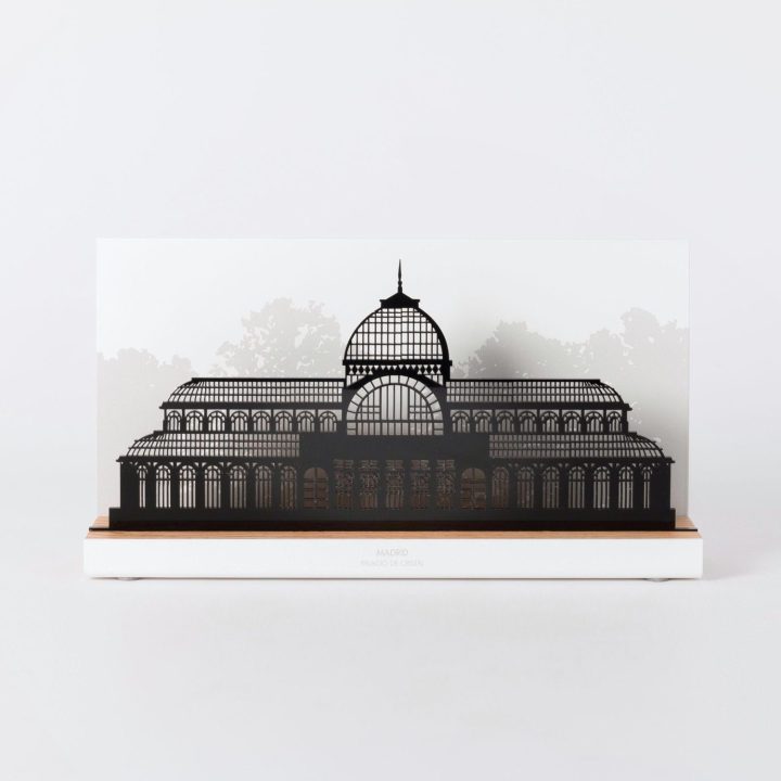 Figura "Palacio de Cristal", vista de frente