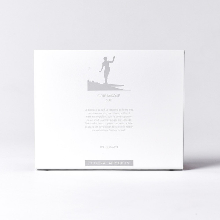 Figura "SURF CROSS STEP" | Colección CÔTE BASQUE | Souvenir