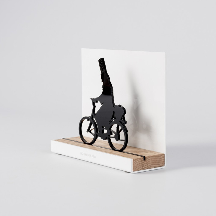Figure "BIGOUDÈNE À VÉLO" | CÔTE OUEST Collection | Souvenir